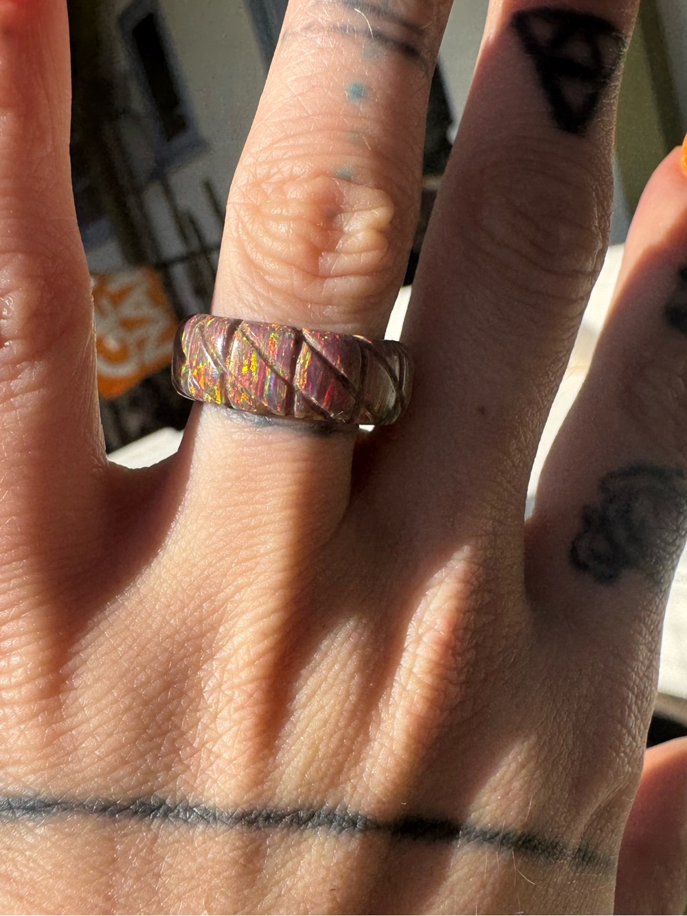Iridescent Red/Orange Ethiopian Fire Opal Ring - Picture 4 of 8